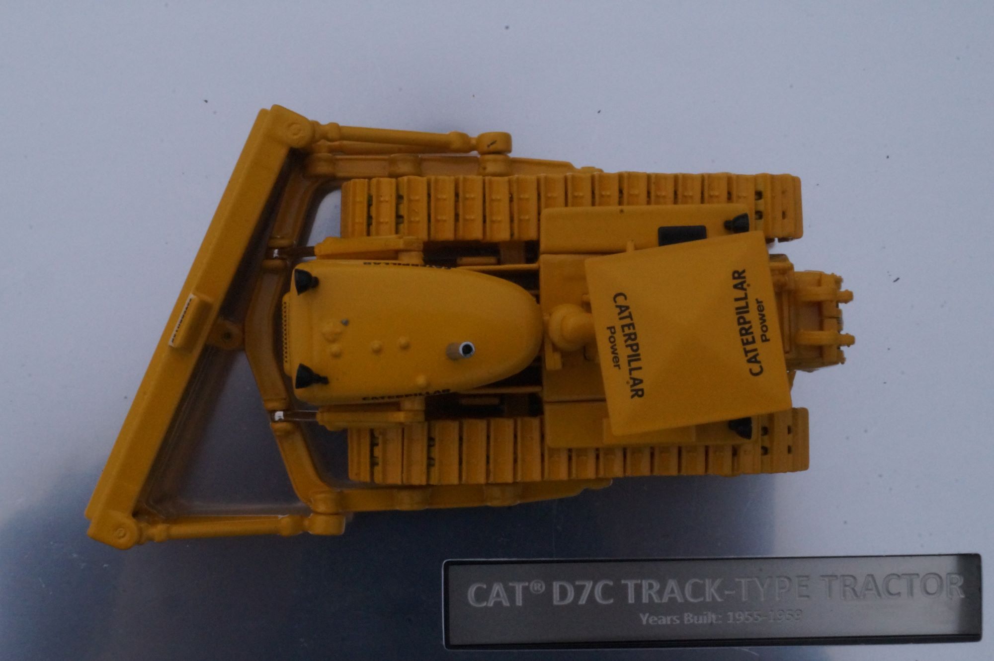 85577 - DCM - CAT D7C Raupe  Vintage