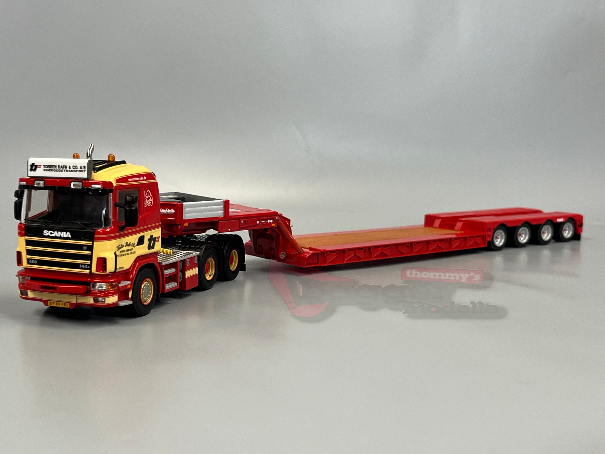 01-5032 - WSI - Scania 144C 6x4 mit 4achs Tieflader - Torben Rafn - DK