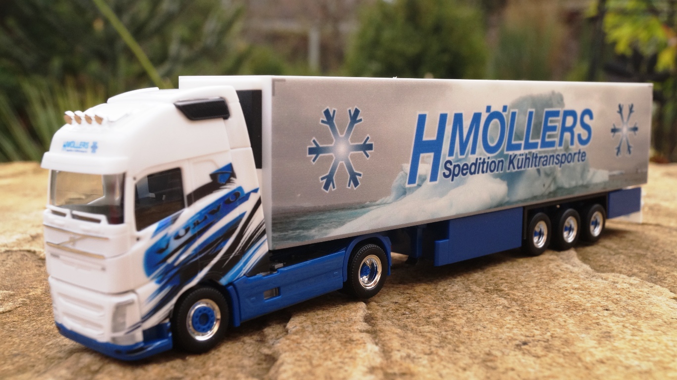 306317 - Herpa - Volvo FH Gl. Kühlkoffer-Sattelzug "H.Möllers Kühltransporte"