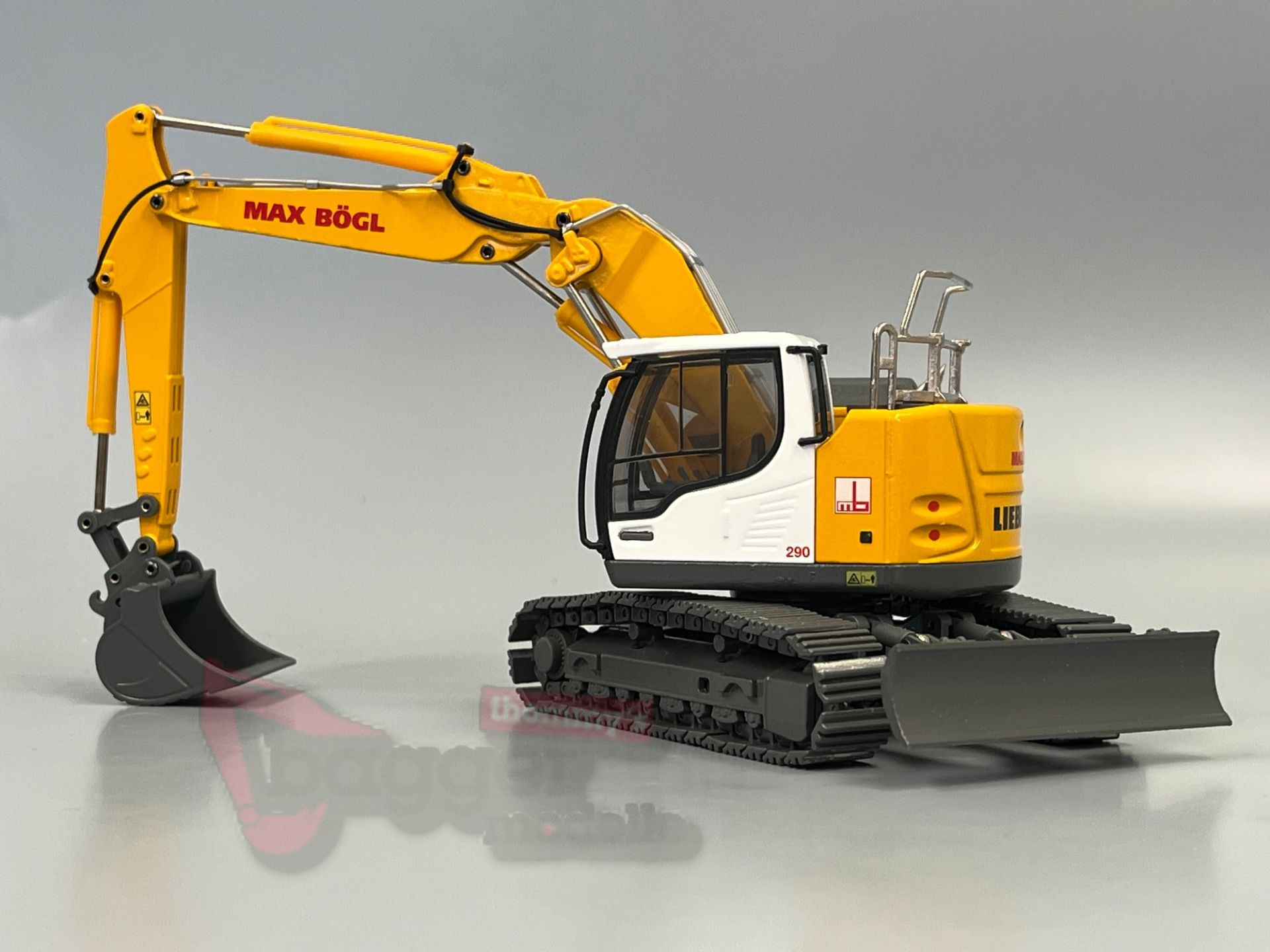 2204/11 -Thommys - LIEBHERR R926 Compact Raupenbagger mit Löffel und ...